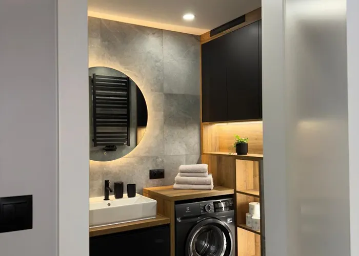 La Contrasta * קולובז'ג